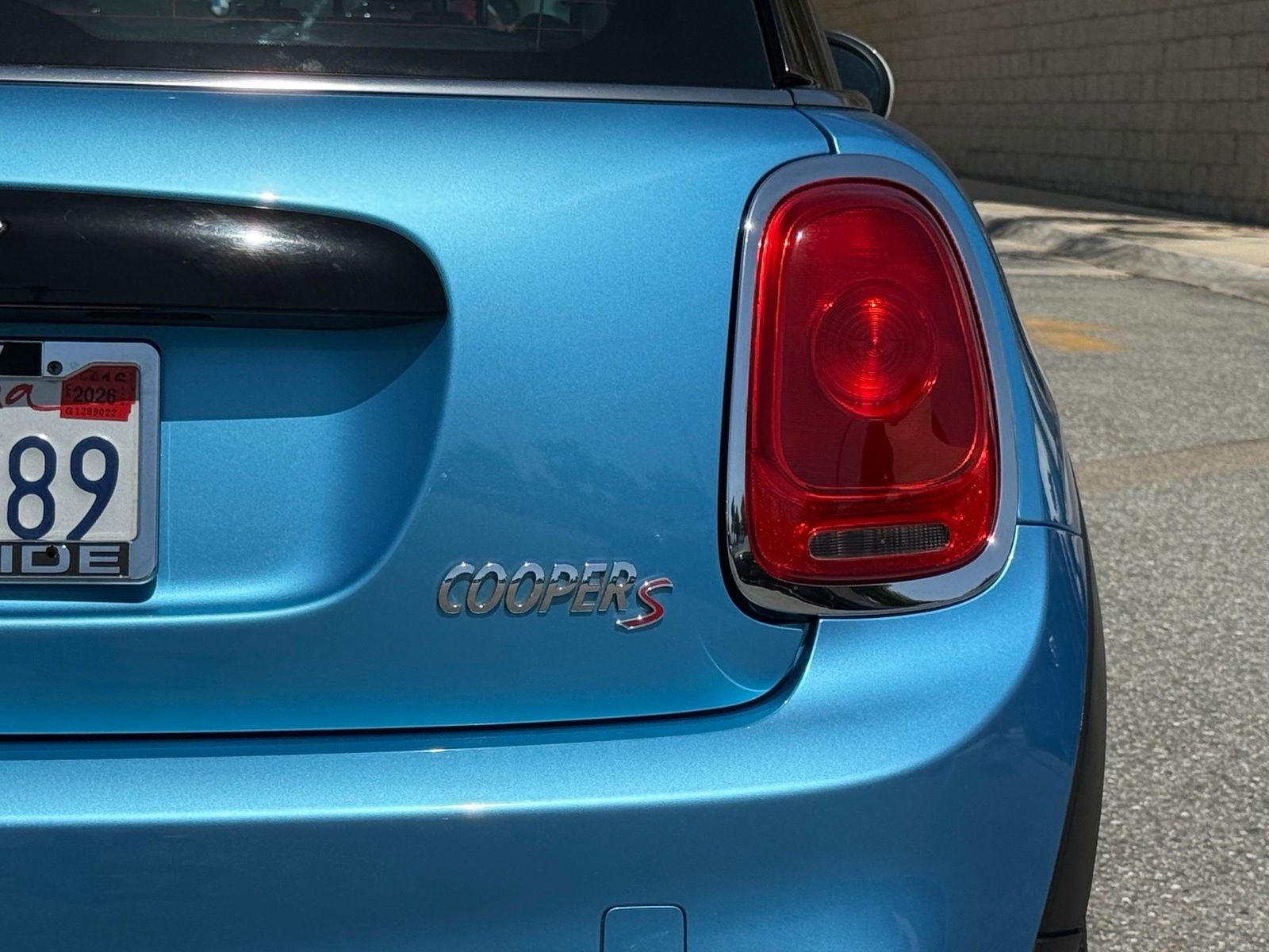 Used 2016 Blue MINI Base image 14