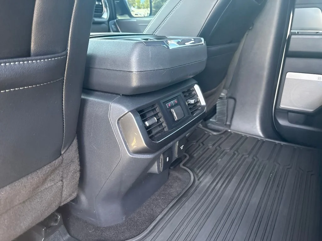 Used 2023 Silver Ford Lariat image 28