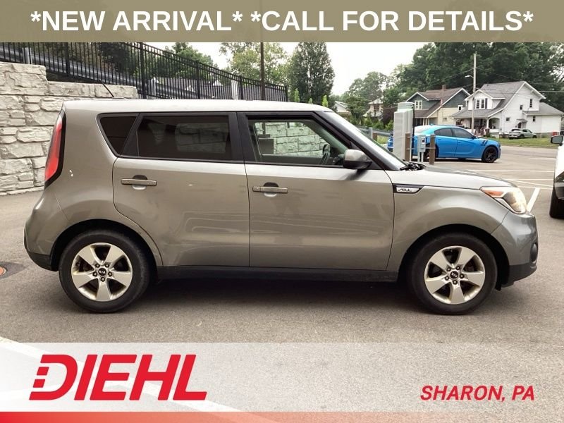 Used 2017 Gray Kia Base image 8