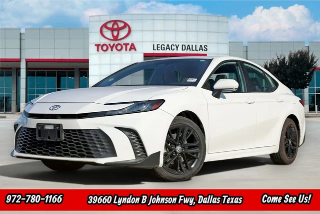 Pre-Owned 2025 Toyota Camry SE
