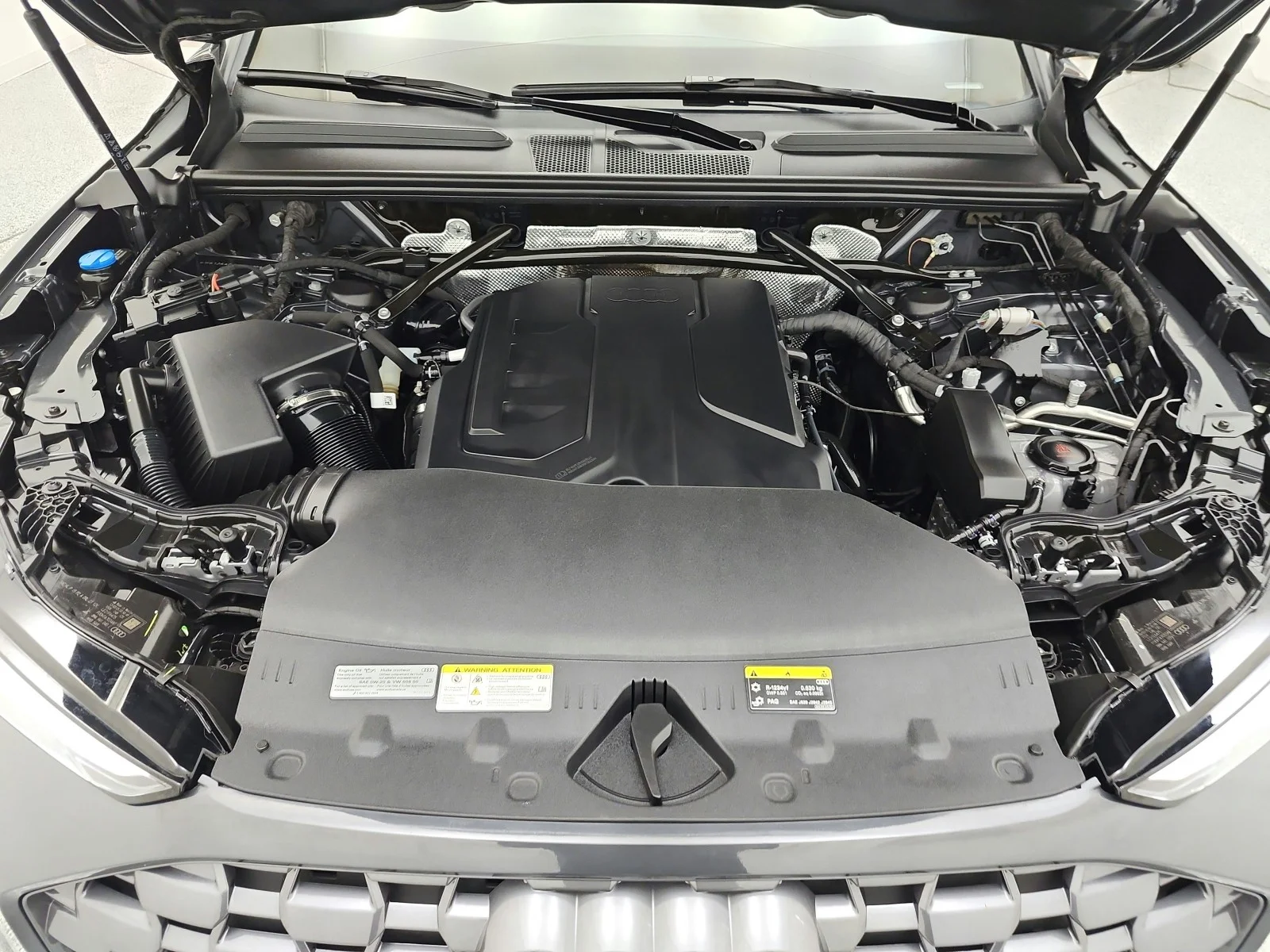 Used 2025 Tambora Gray Metallic Audi Premium Plus image 17