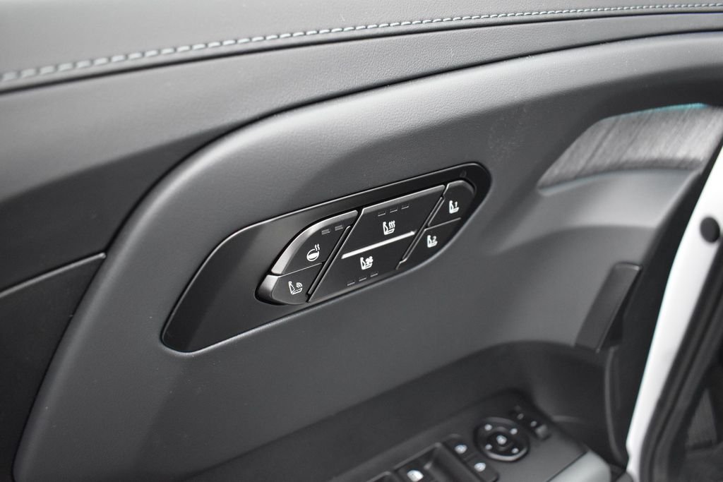 New 2027 Glacial White Pearl Kia X-LINE SX PRESTIGE image 7