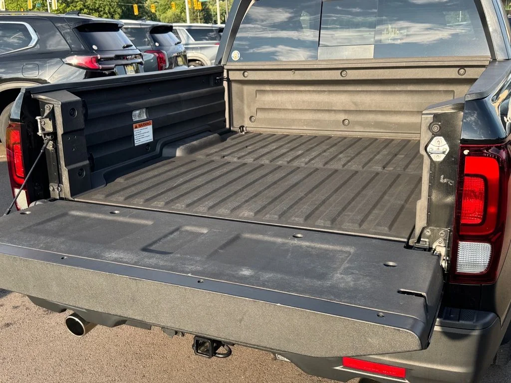 Used 2023  Honda RTL image 20