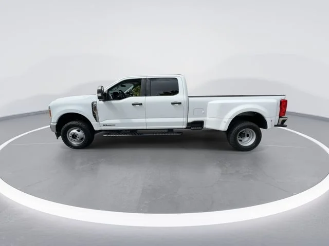 Used 2026 White Ford XLT image 5