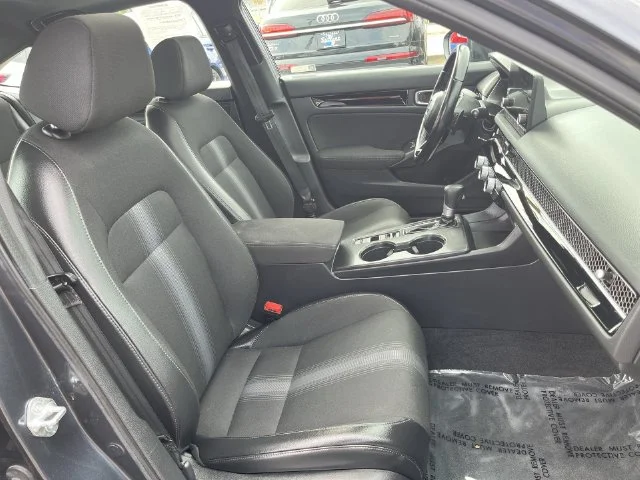 Used 2025  Honda Sport image 34