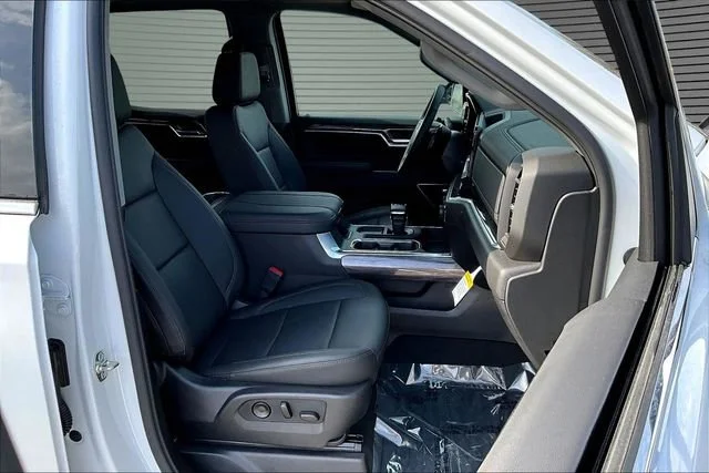 New 2026 Summit White Chevrolet LTZ image 11