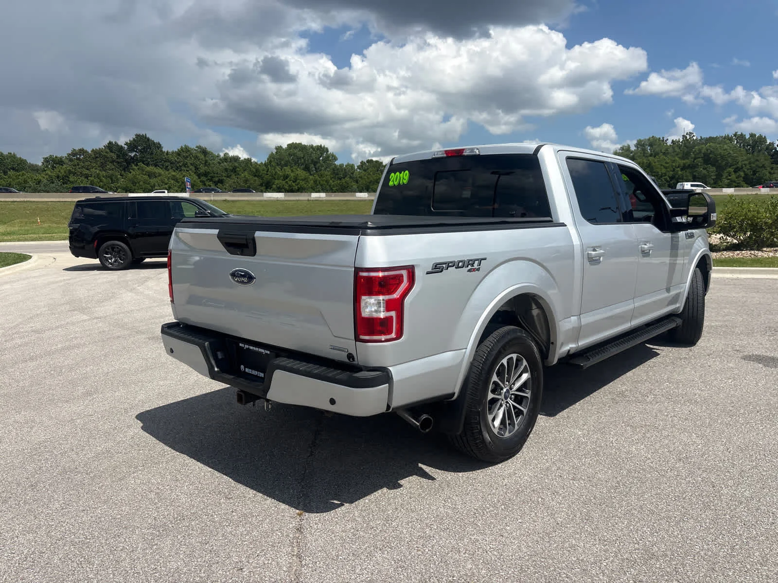 Used 2019 Ingot Silver Metallic Ford XLT image 10