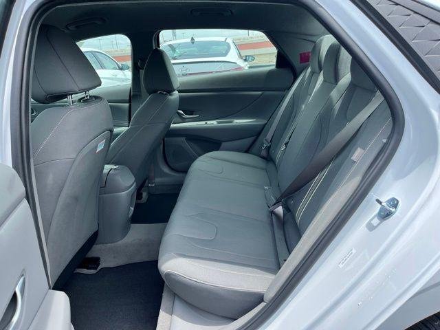 New 2026 White Hyundai SEL Sport image 18