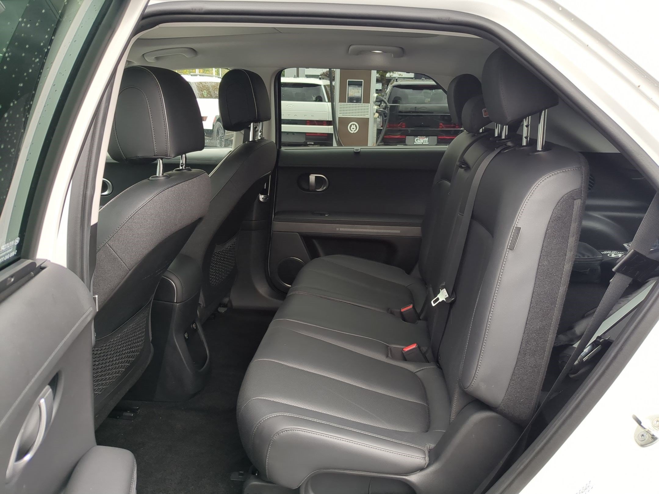 2024 Hyundai IONIQ 5 Limited - Photo 28