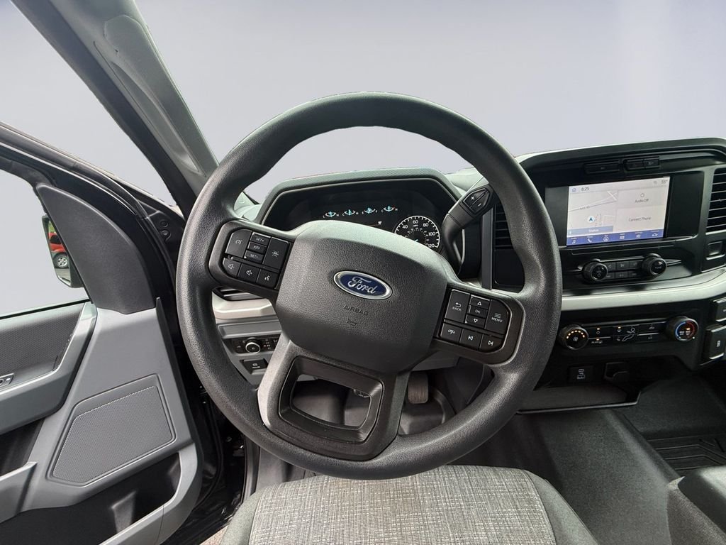 Used 2023 Black Ford XLT image 15
