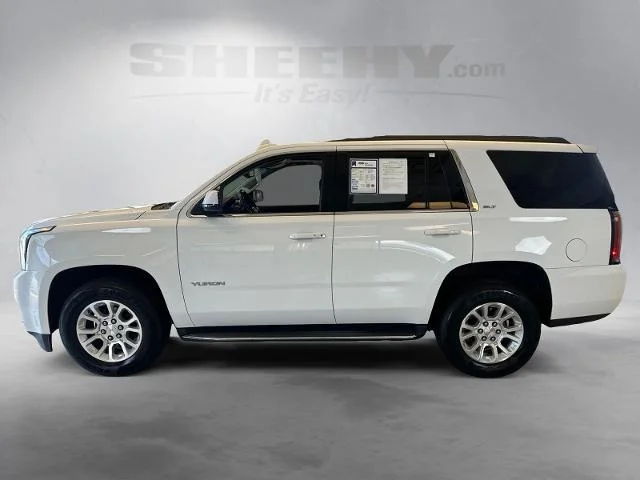 Used 2020 Summit White GMC  image 16