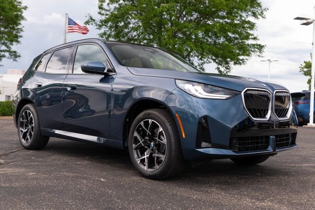 New 2026 Arctic Race Blue metallic BMW 30 xDrive image 8