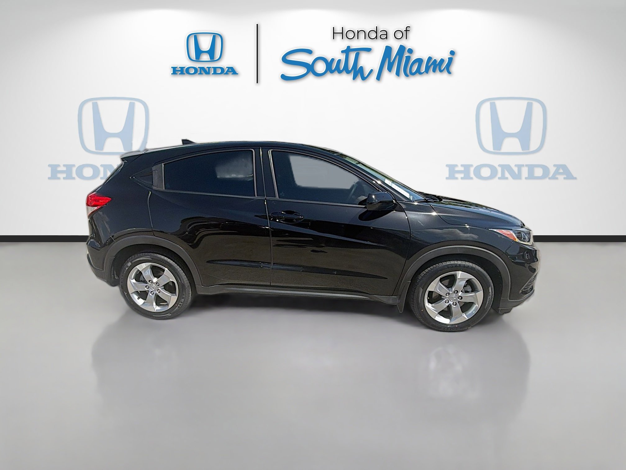 Certified Used 2022 Modern Steel Metallic Honda LX image 8