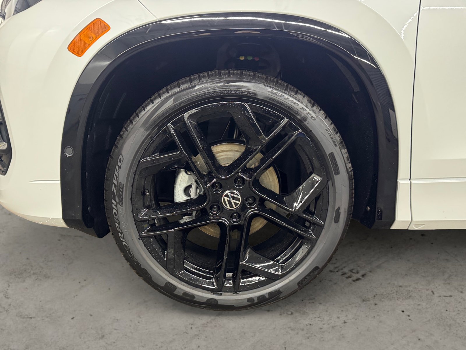 New 2026 White Volkswagen SE R-Line Black image 14