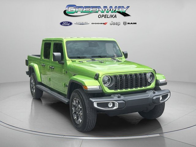 2026 Jeep Gladiator Sahara