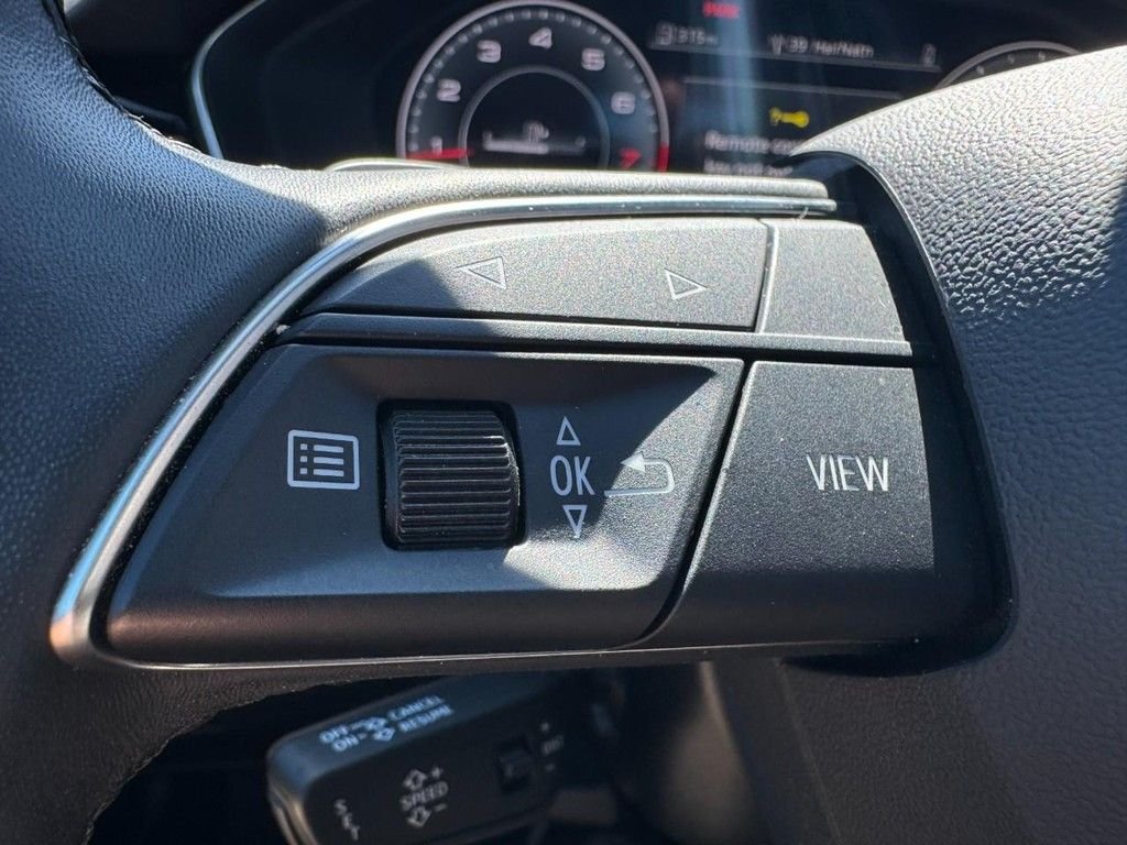 Used 2025  Audi 45 S line Premium image 18
