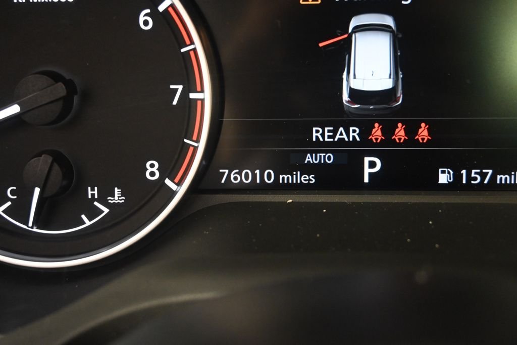 Used 2021 Pearl White Nissan SL image 26