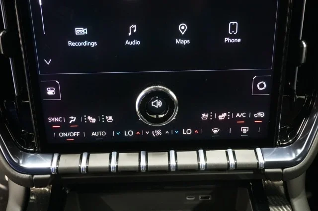 2026 GMC Yukon XL AT4 - Photo 29