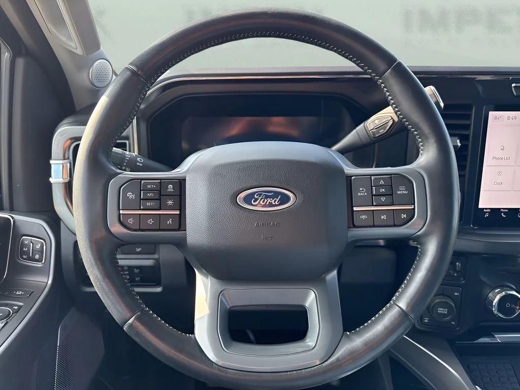 Used 2024 Gray Ford Lariat image 13