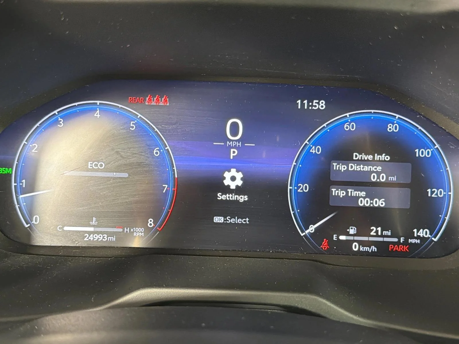 Used 2024 Wind Chill Pearl [ Toyota Limited image 28