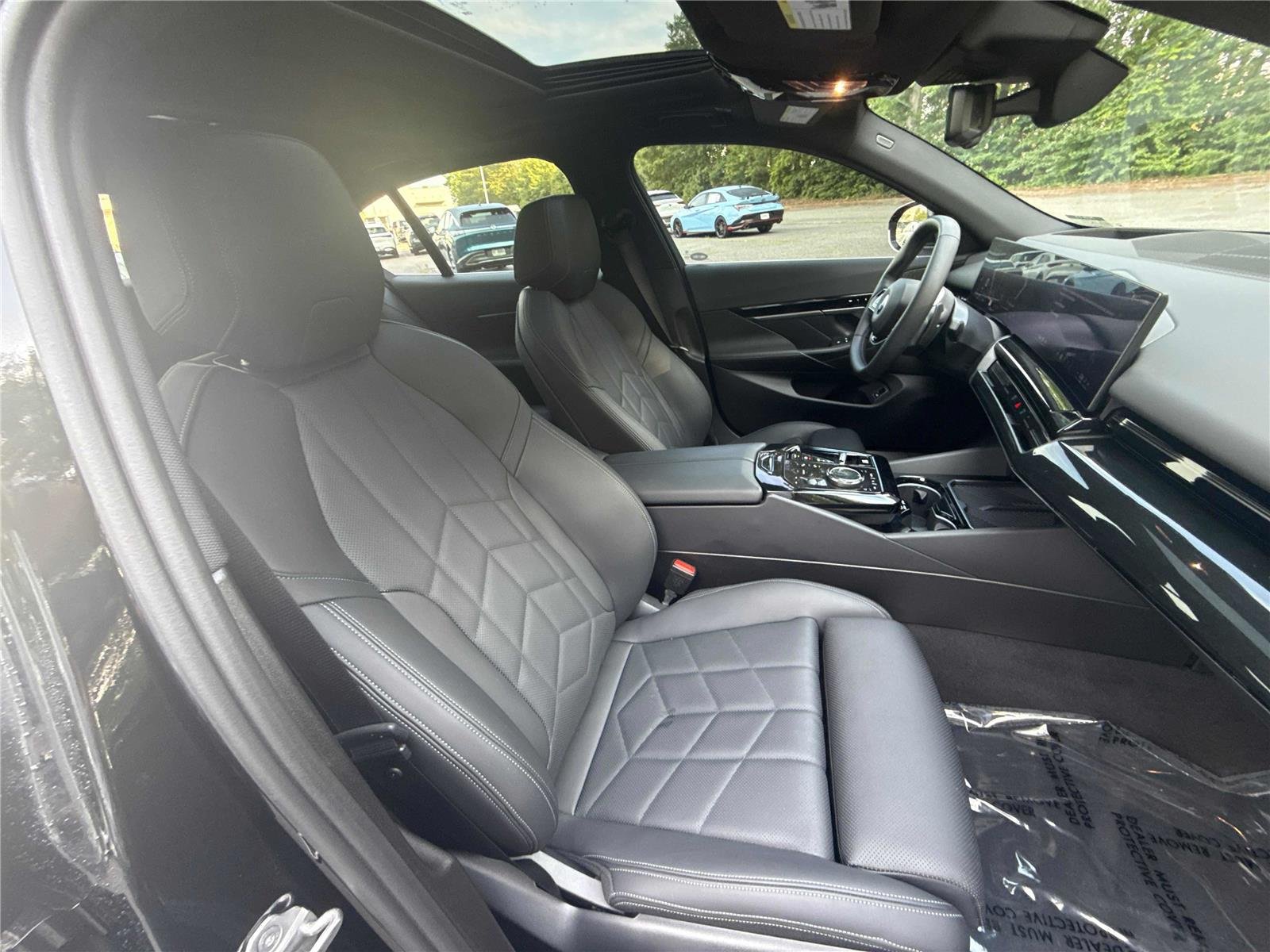 Used 2024 Black Sapphire Metallic BMW 530i image 28