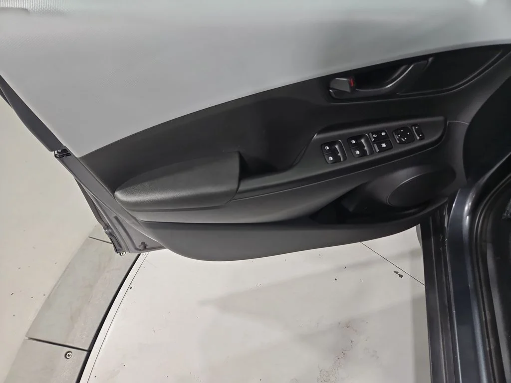 Used 2019 Thunder Gray Hyundai SEL image 11