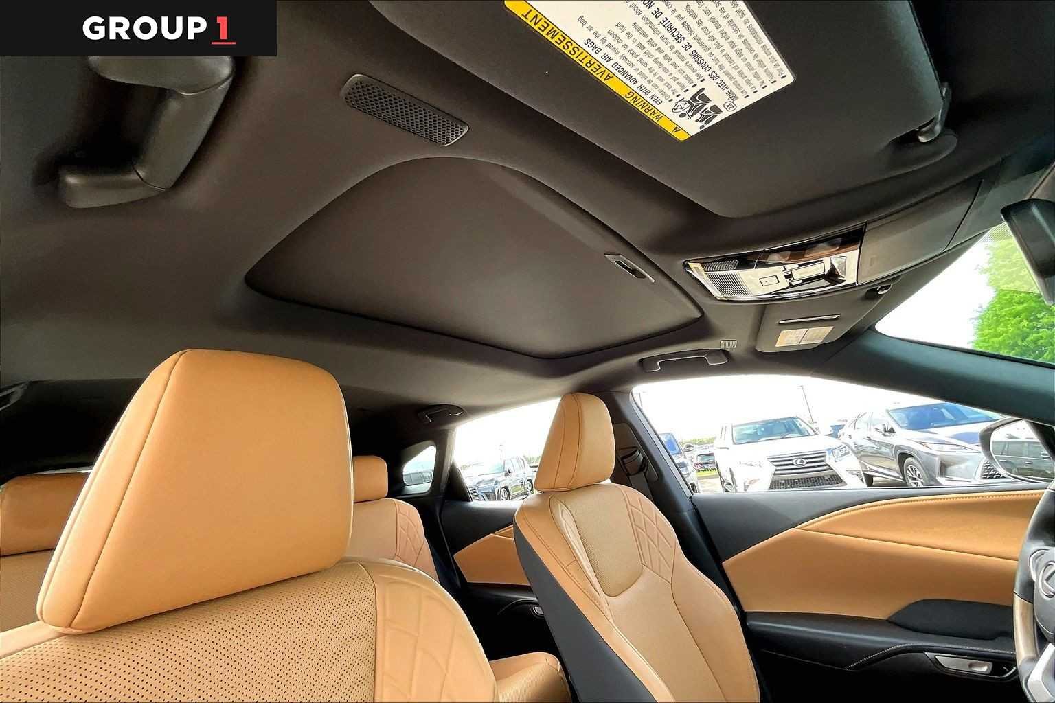 Used 2025 Nori Green Pearl Lexus Premium image 12