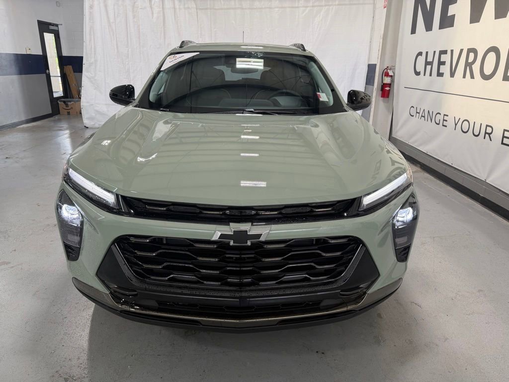 New 2026 Cacti Green Chevrolet ACTIV image 35