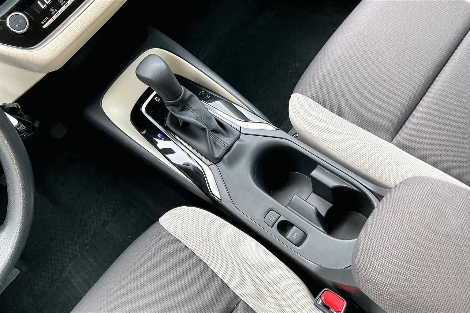 Certified Used 2025 Blueprint Toyota LE image 16
