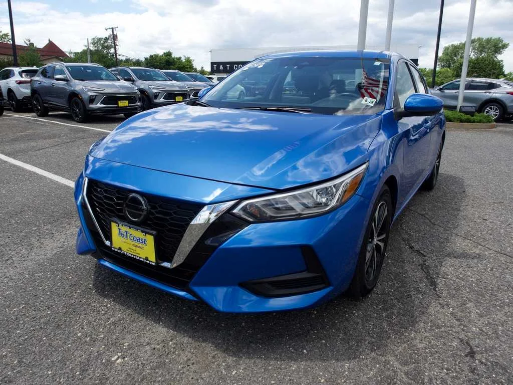 2023 Nissan Sentra SV CVT's photo