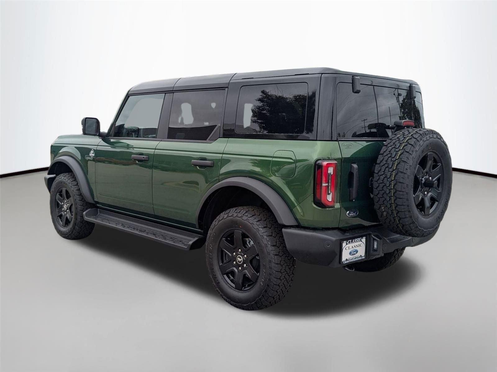 New 2025 Eruption Green Metallic Ford Outer Banks® image 9