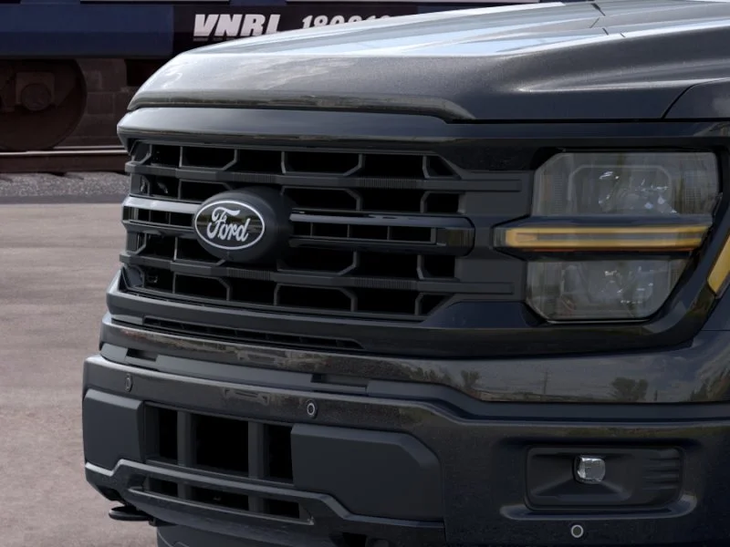 New 2026 Agate Black Metallic Ford XLT image 17