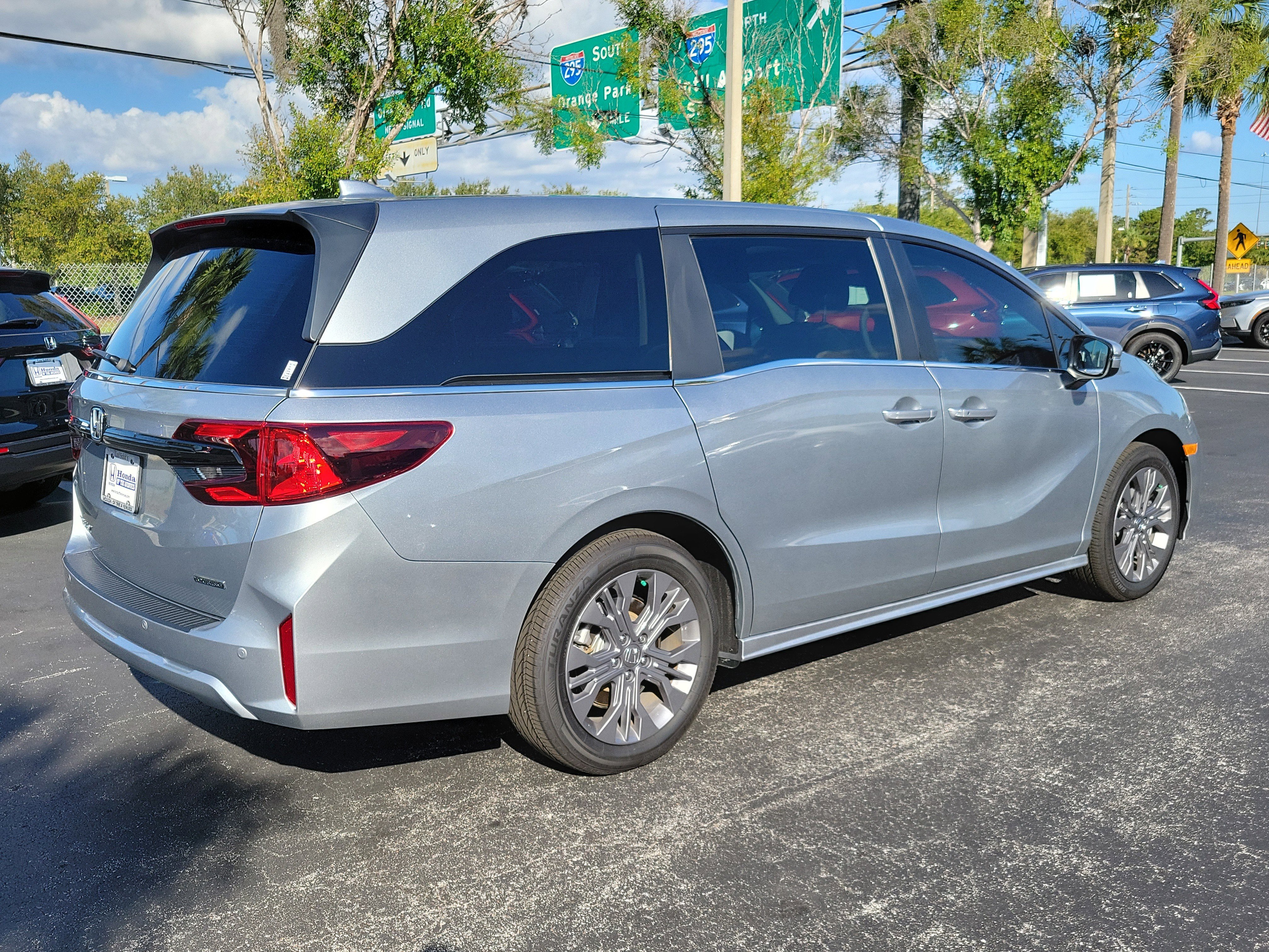 2026 Honda Odyssey Touring - Photo 46