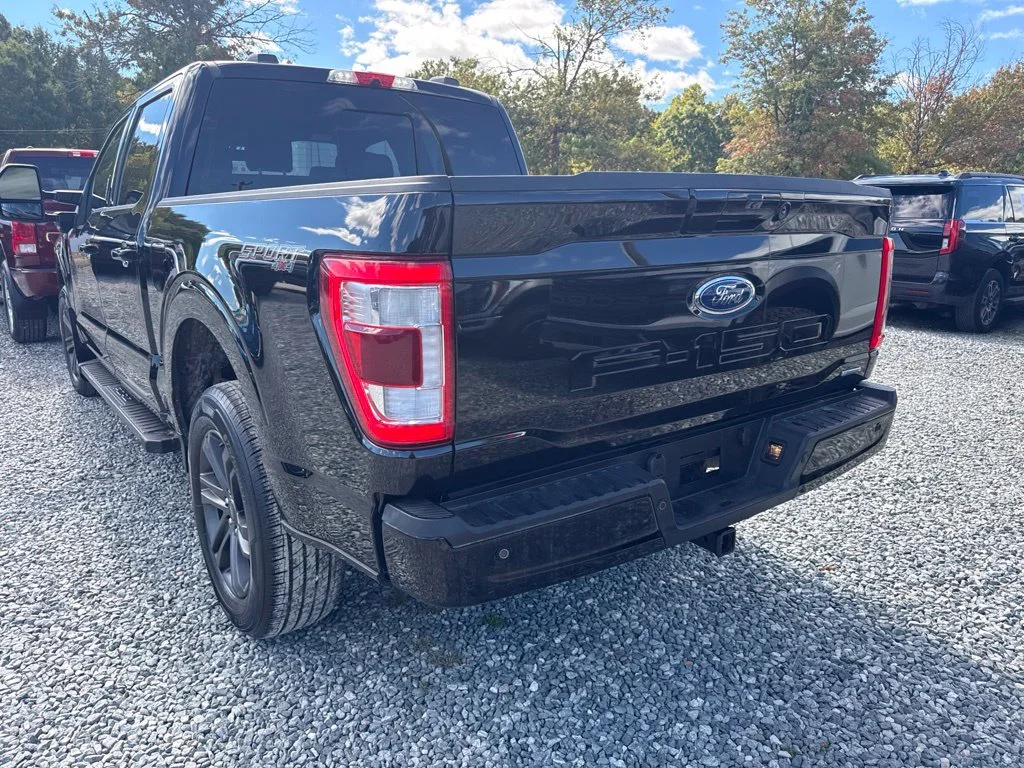 Used 2022 Black Ford Lariat image 4