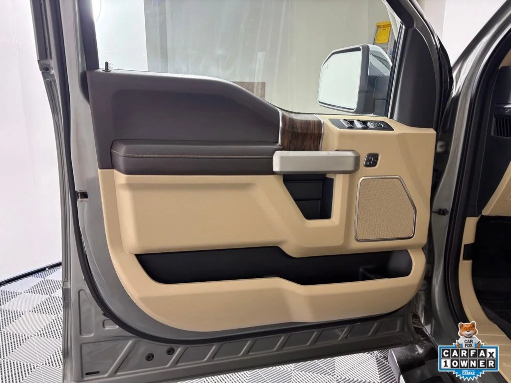 Used 2019 Green Ford Lariat image 13