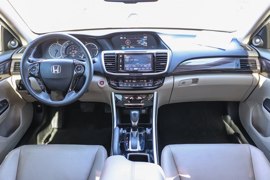2016 Honda Accord EX-L - Photo 12