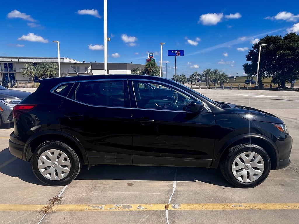 Used 2019 Nissan Rogue Sport S with VIN JN1BJ1CP2KW233207 for sale in Opelousas, LA