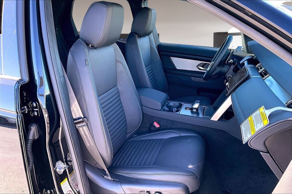 2025 Land Rover Discovery Sport Dynamic SE - Photo 11