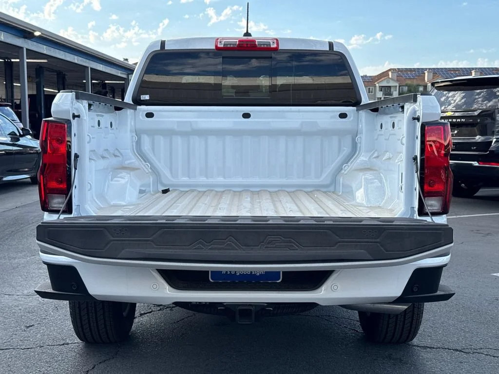 New 2026 Summit White Chevrolet LT image 7