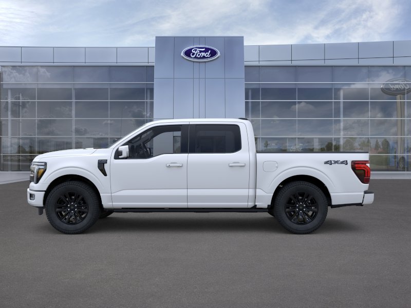 New 2026 Star White Metallic Tri-Coat Ford Platinum® image 16