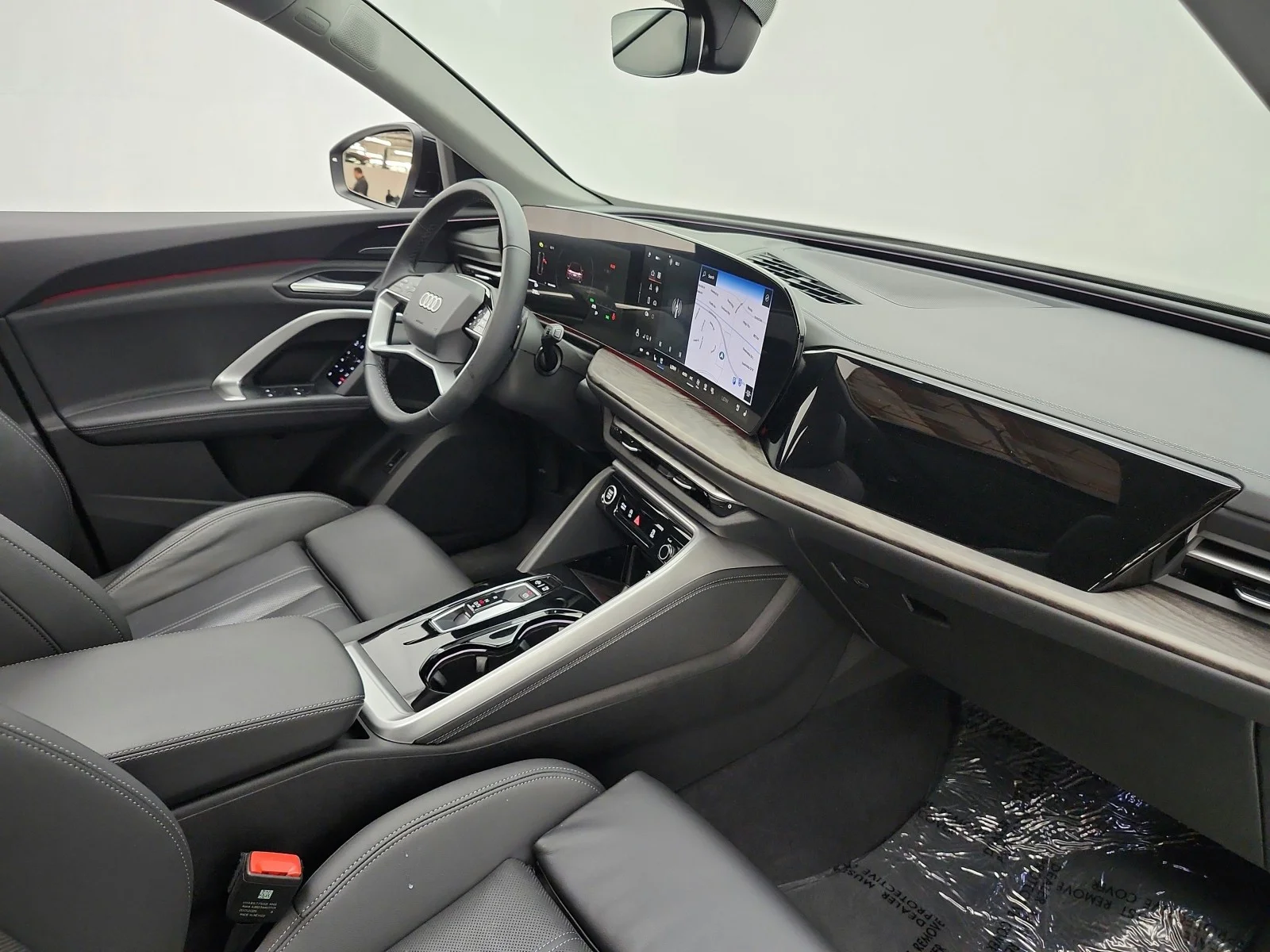 Used 2025 Mythos Black Metallic Audi Premium Plus image 30