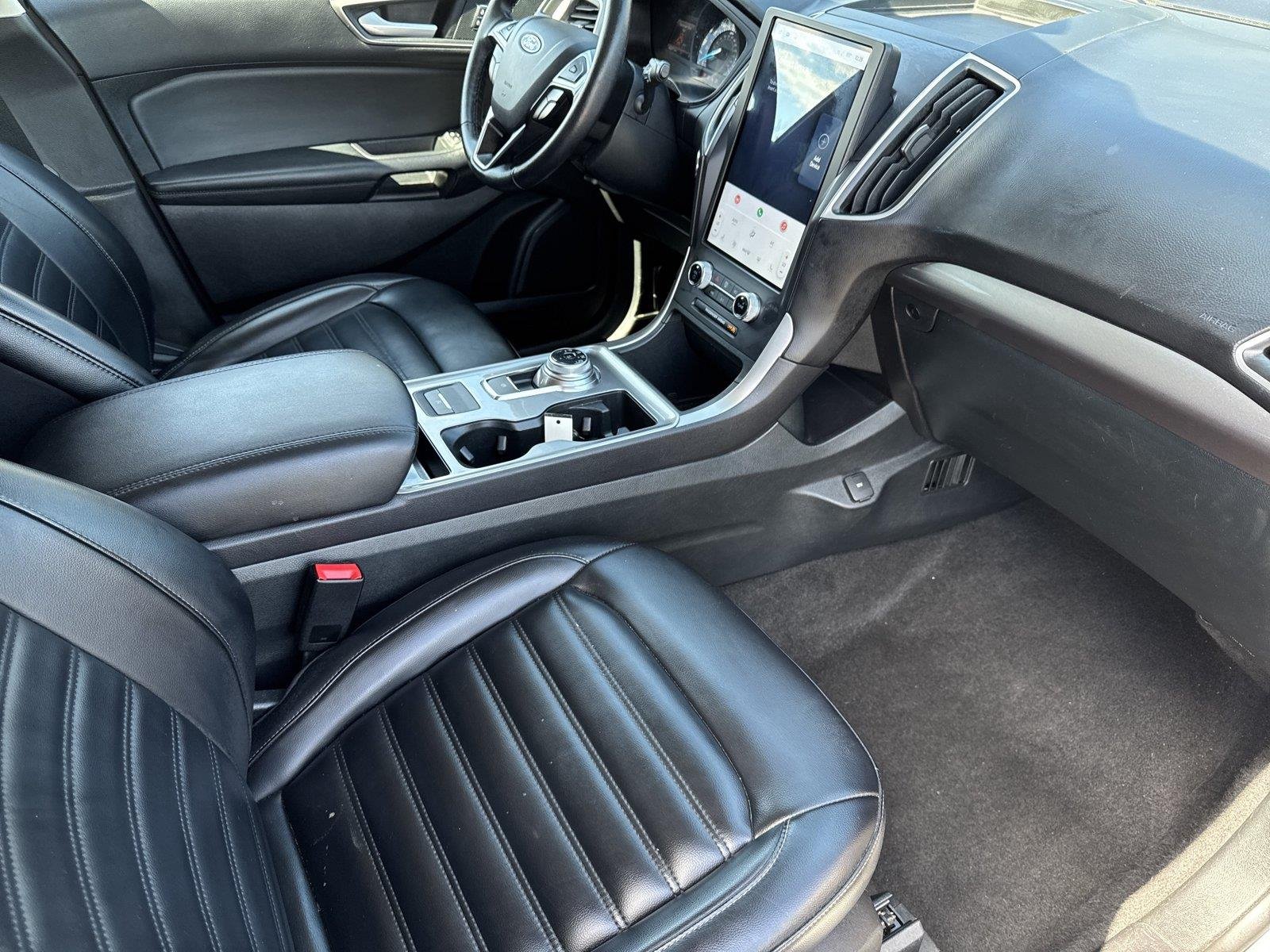 Used 2024 Carbonized Gray Ford SEL image 27