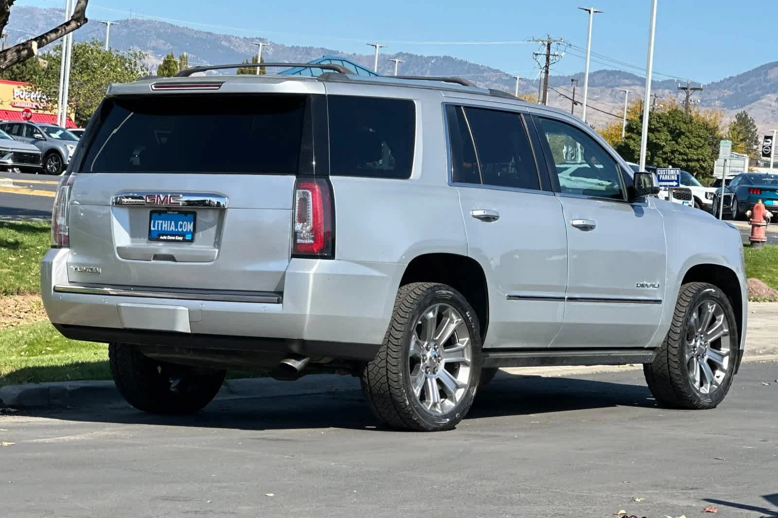 Used 2018 Quicksilver Metallic GMC Denali image 2