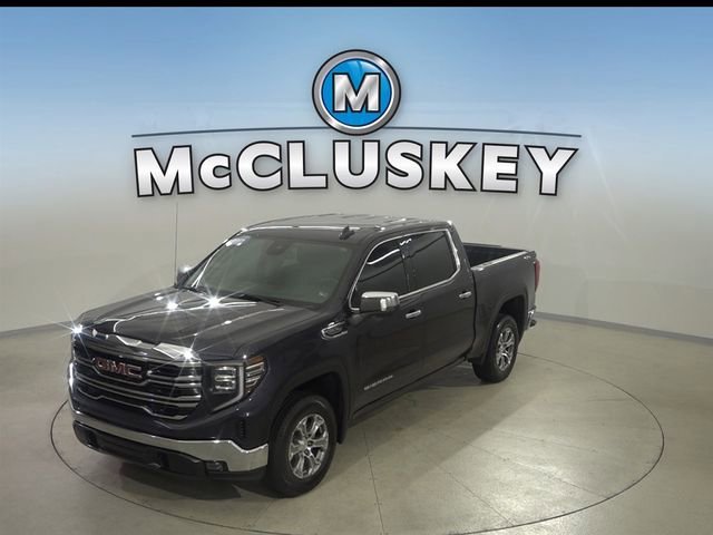 Certified Used 2025 Titanium Rush Metallic GMC SLT image 18