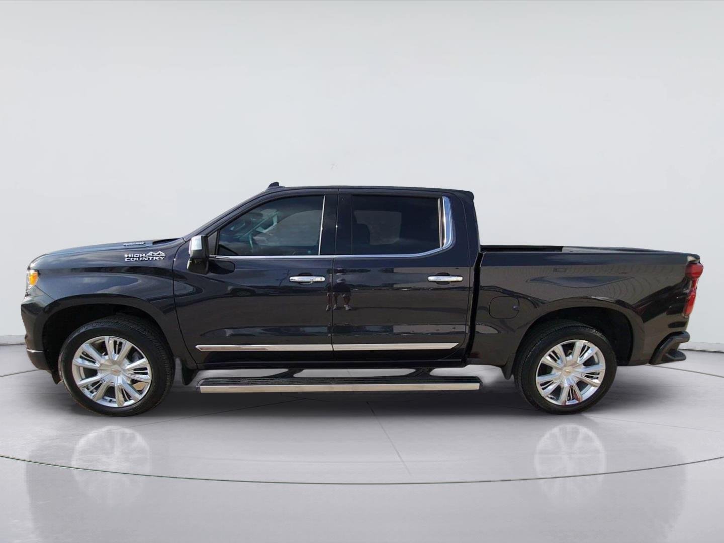 2022 Chevrolet Silverado 1500 High Country - 4