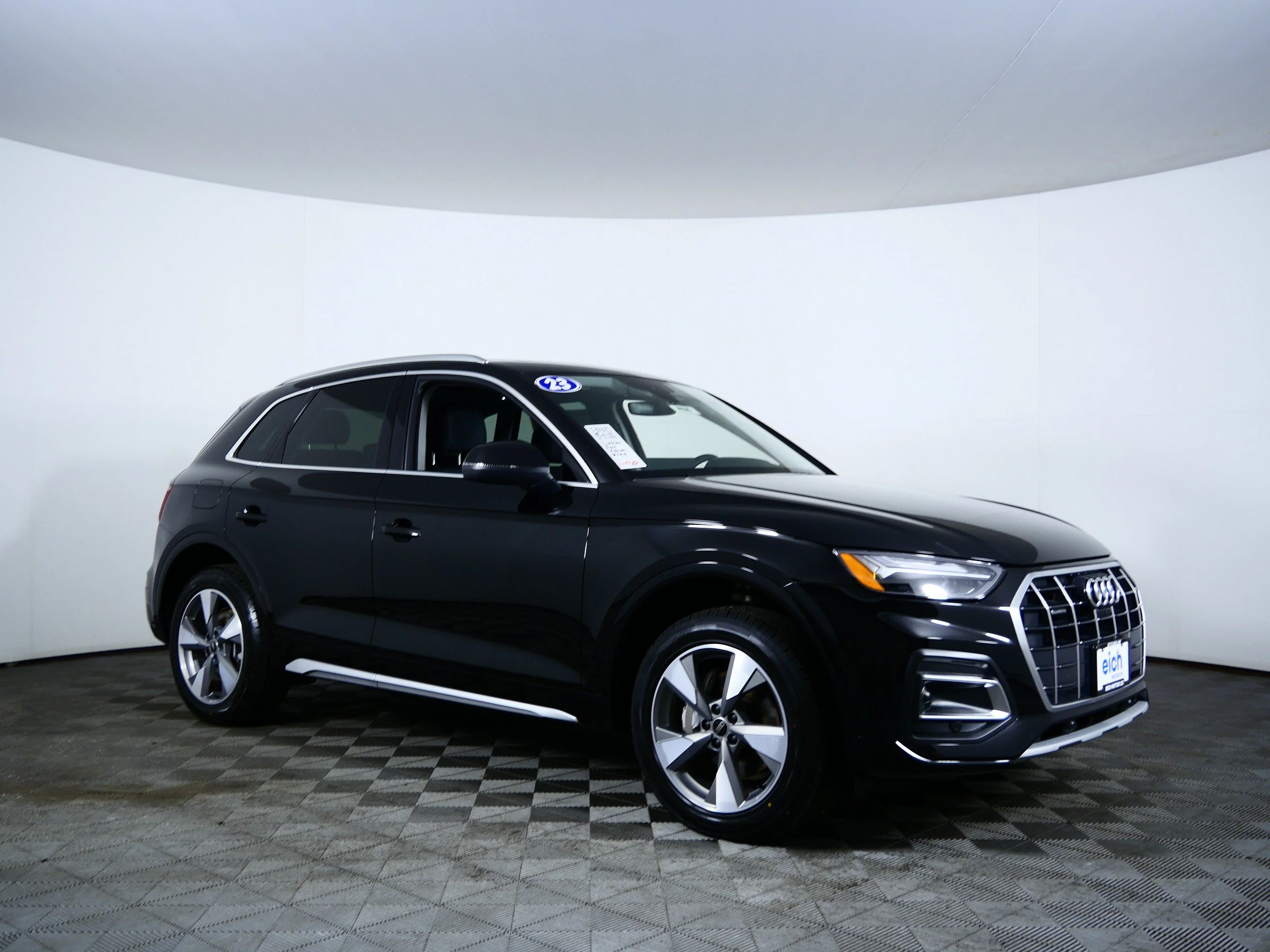 2023 Audi Q5 40 Premium Plus's photo