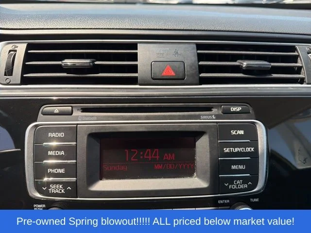 Used 2016 Yellow Kia LX image 37