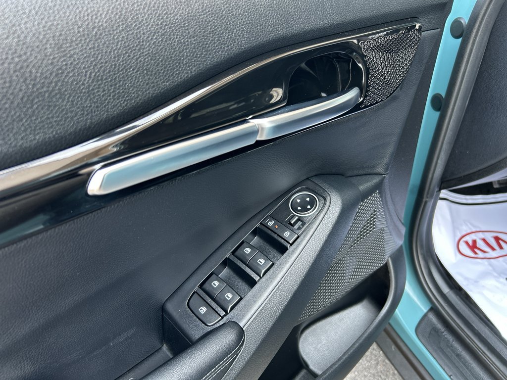 Used 2024 Pluton Blue Kia EX image 18