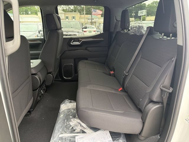 New 2026 Summit White Chevrolet LT (2FL) image 23