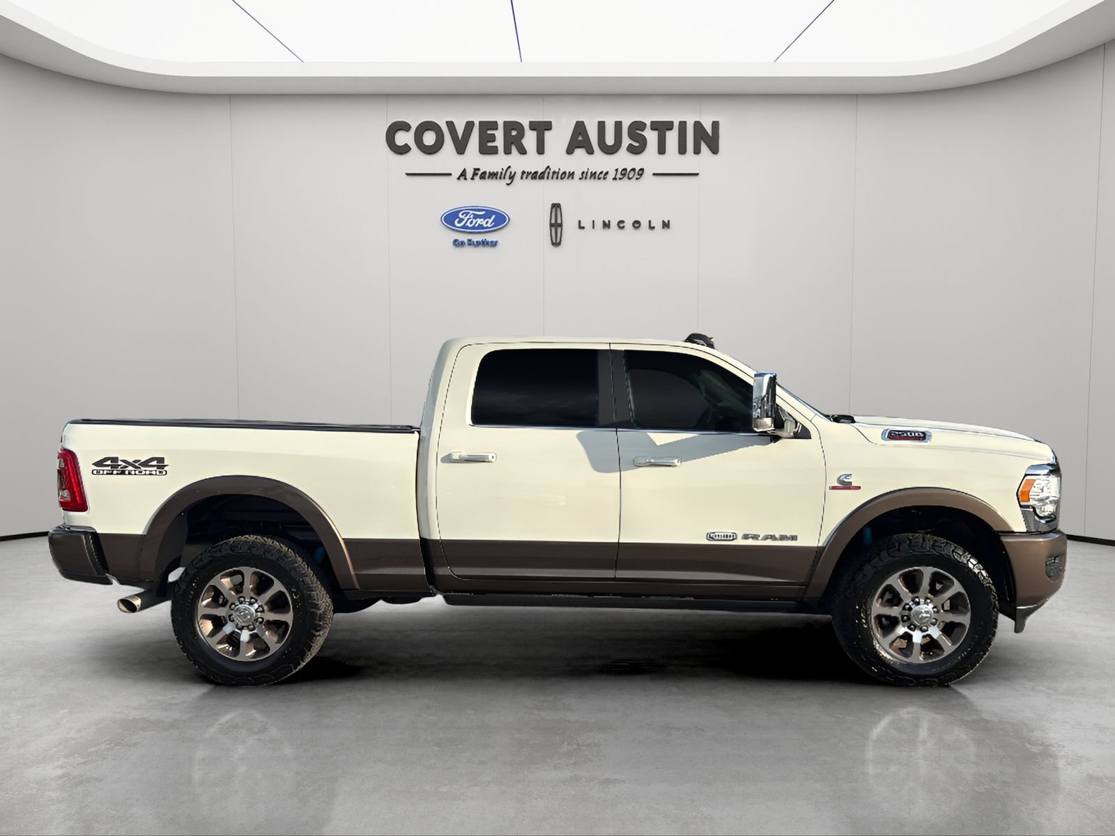Used 2022 White Ram Longhorn image 6